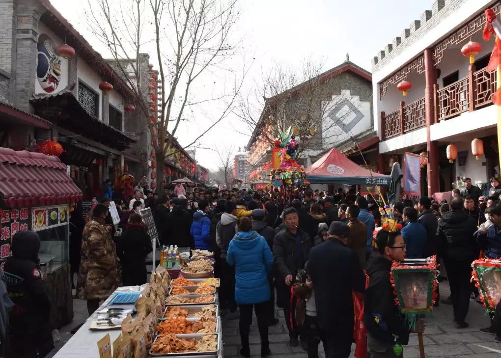 上海最新夜市摊位出租，黄金位置的商机无限