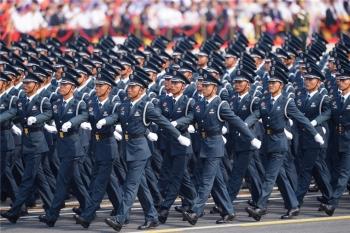 阅兵式最新高科技产品介绍