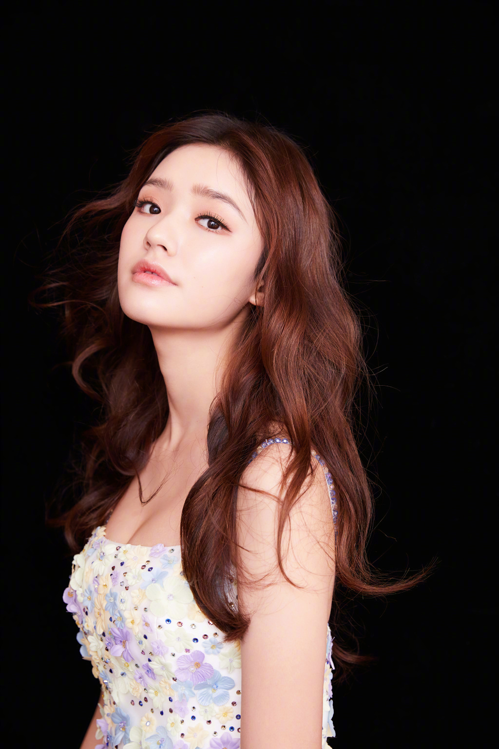 演员郭新,演艺之路的璀璨之星