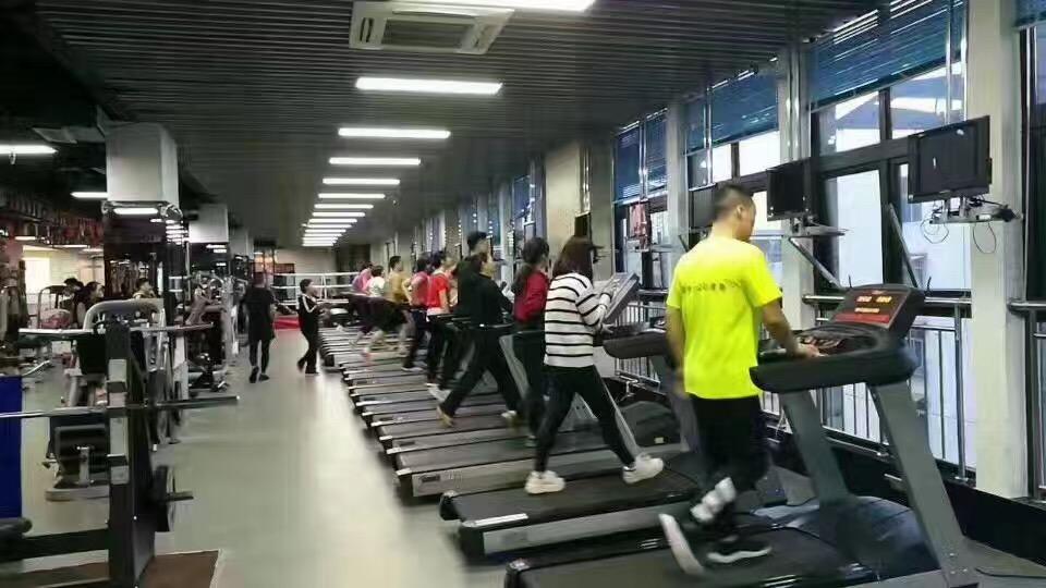 阆中最新交通事故报道，变化带来的自信与成就感