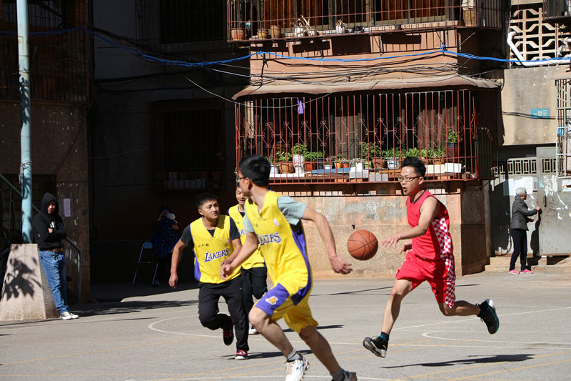 篮球比赛净胜分，小巷深处的篮球之魂与独特风味