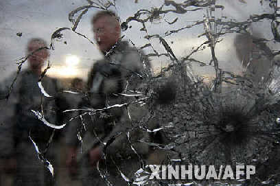 美伊拉克最新情况，美军在行动，伊拉克在变革