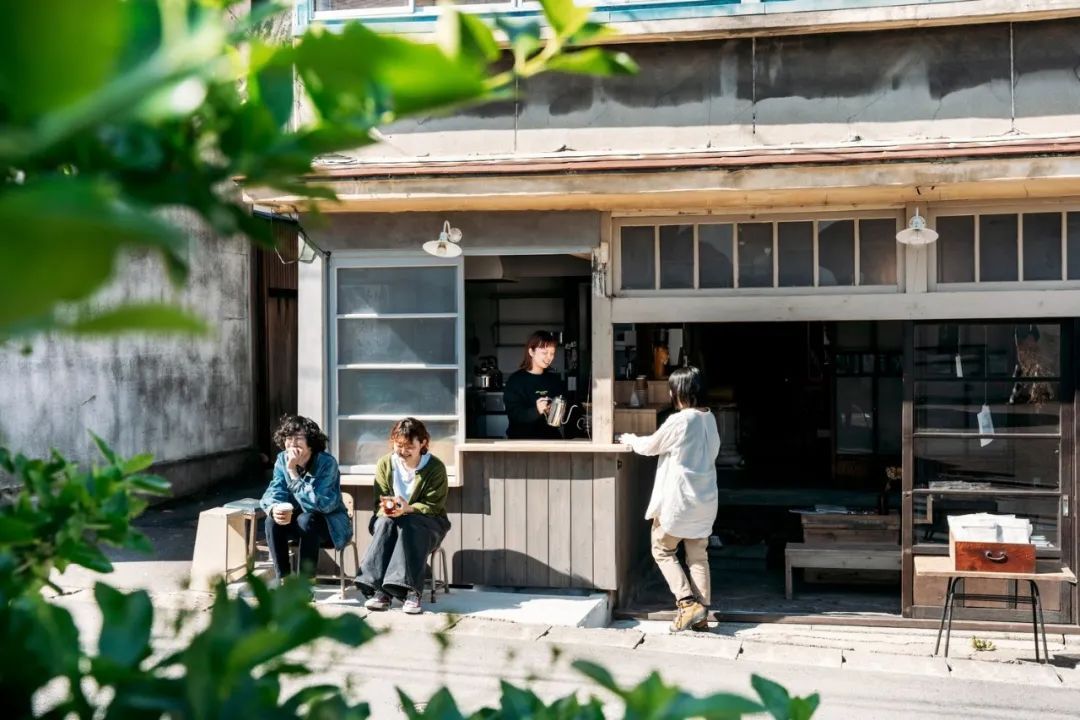 纤纤电影最新，小巷中的隐秘宝藏，探索特色小店的奇妙之旅